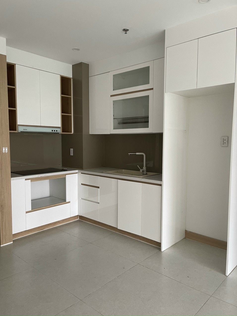 Hinh-Bán căn hộ New City Thủ Thiêm 1 phòng ngủ nhà trống