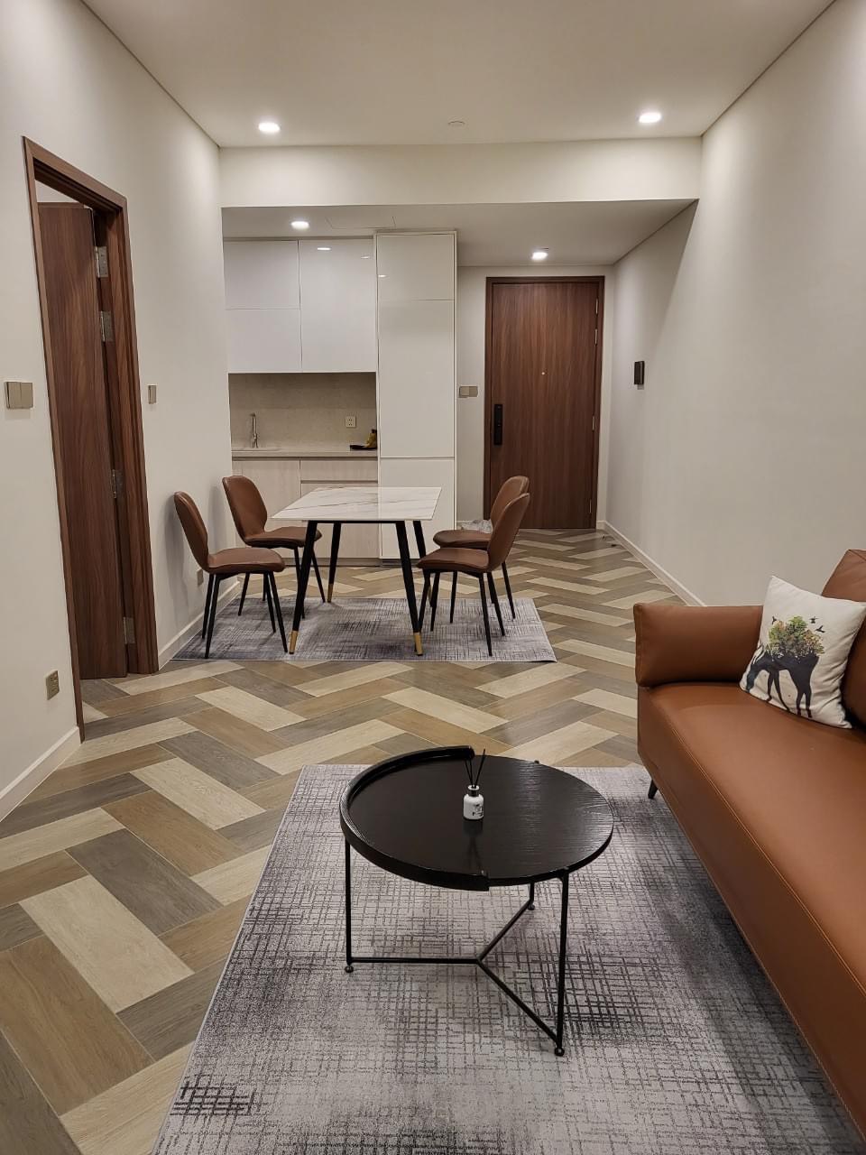 Hinh-Thuê căn hộ The Metropole Thủ Thiêm 1 phòng ngủ view hồ bơi đẹp