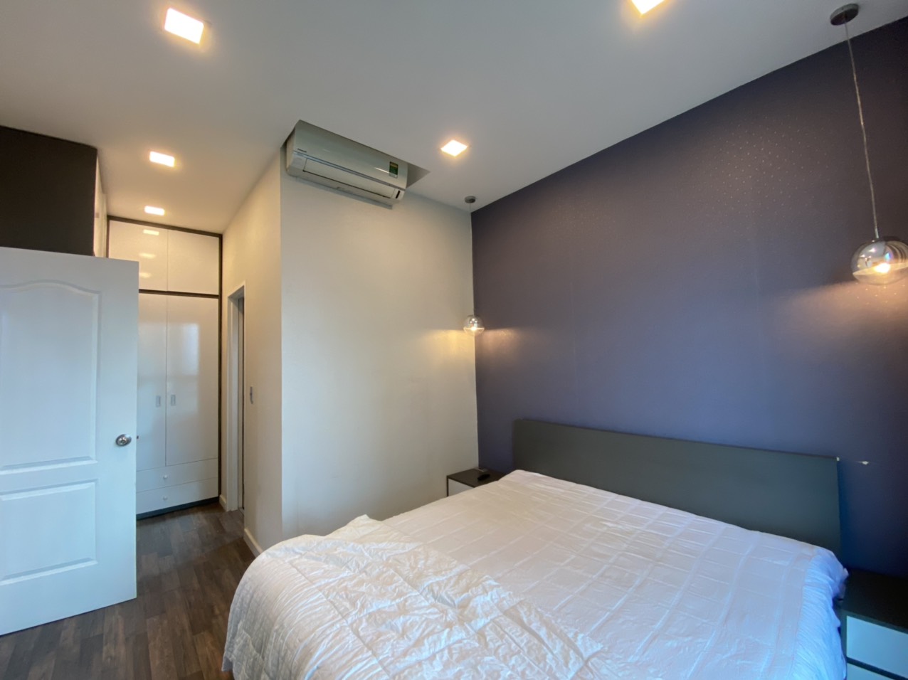 Hinh-Cho thuê căn hộ Ascent Thảo Điền 2 phòng ngù đầy đủ view hồ bơi đẹpnội thất