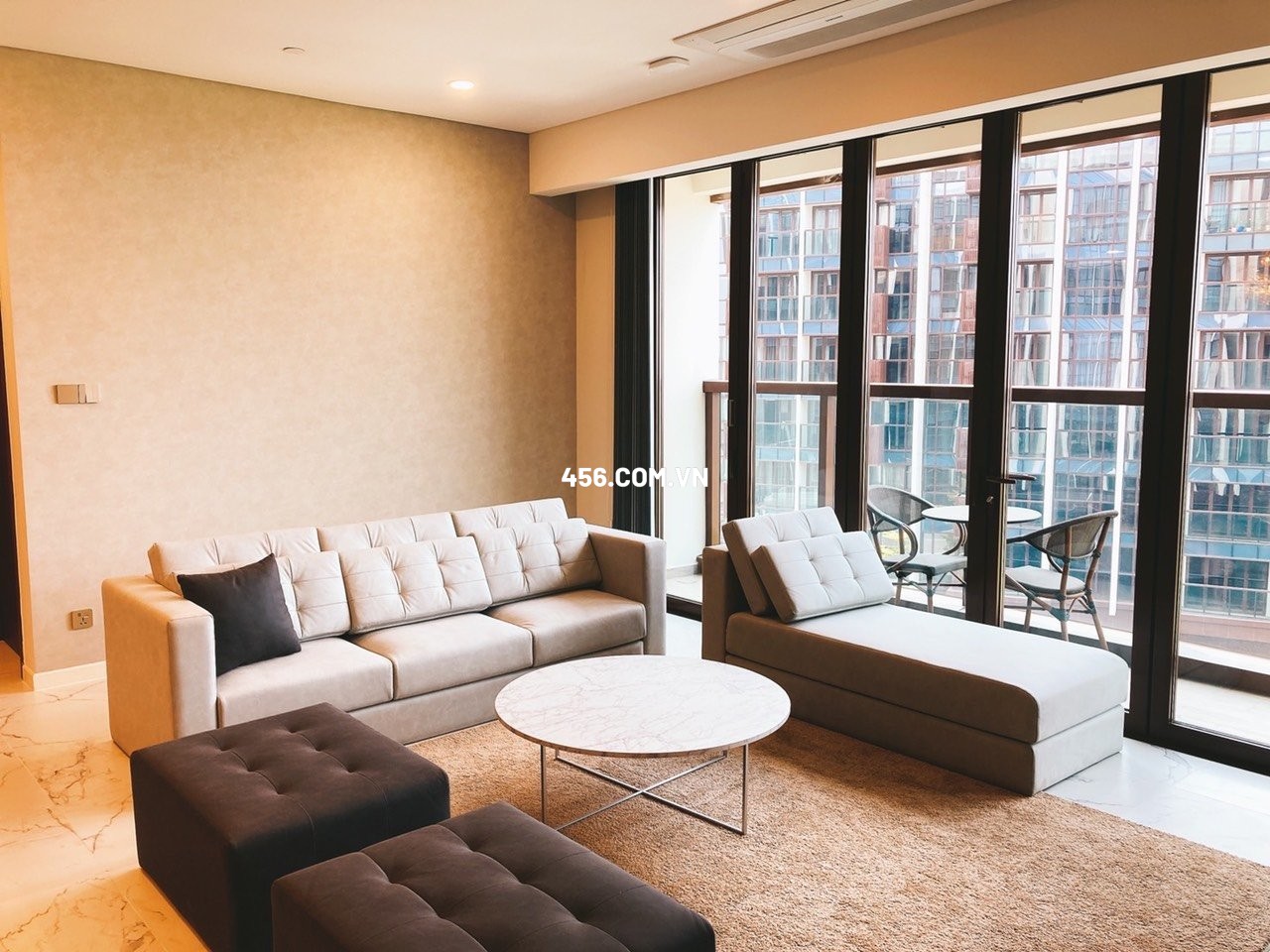 Hinh-Thuê căn hộ The Metropole 3 phòng ngủ đầy đủ nội thất ở liền
