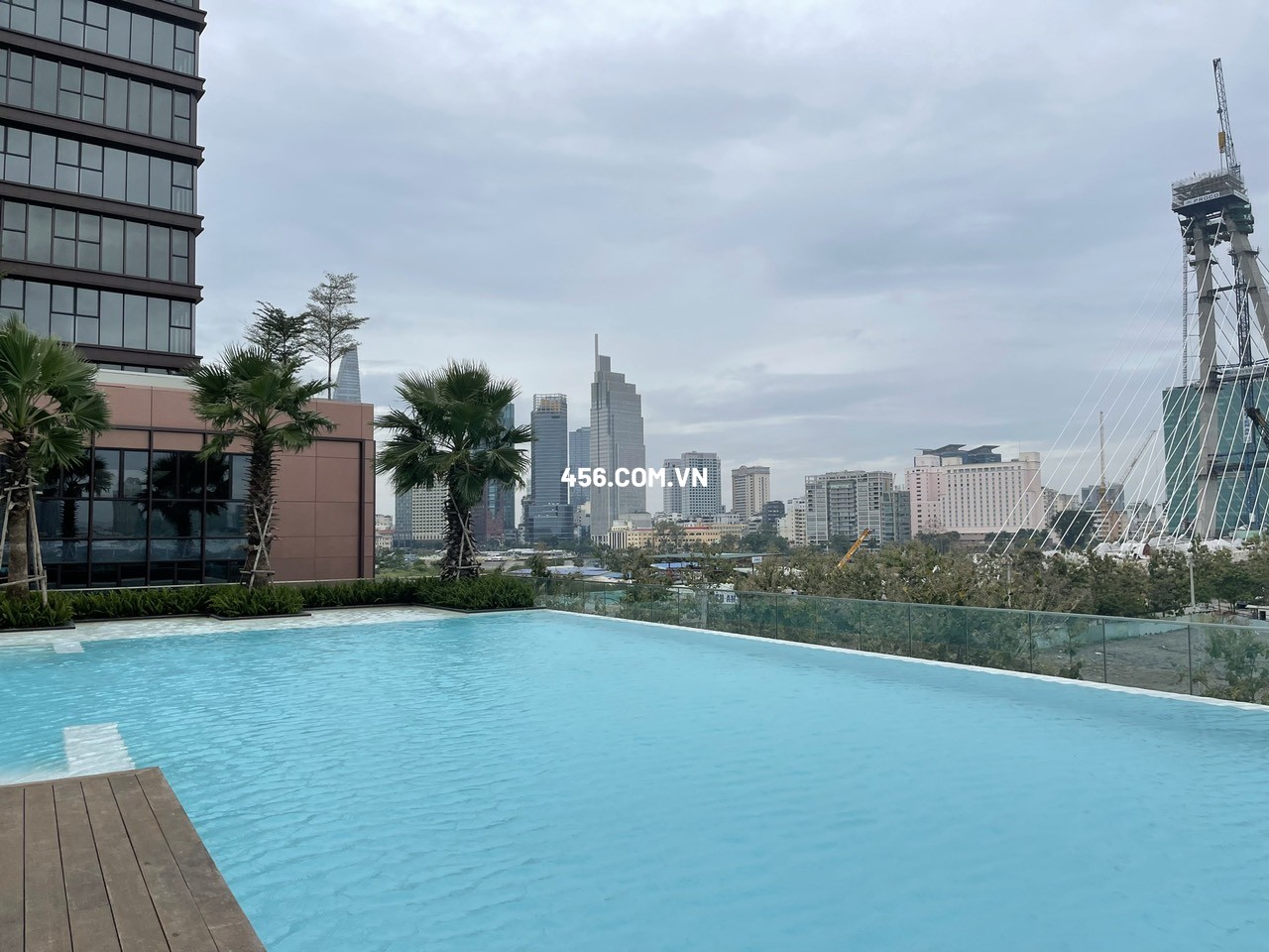 Hinh-Cho thuê căn hộ The Metropole 3 phòng ngủ đầy đủ nội thất tháp Galleria Landmark 81 view