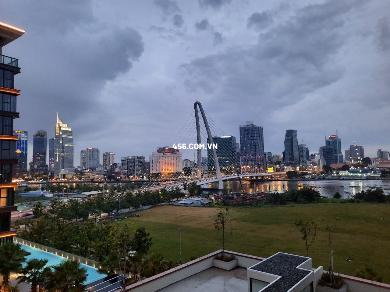 Hinh-Cho thuê căn hộ The Metropole 3 phòng ngủ đầy đủ nội thất tháp Galleria Block C