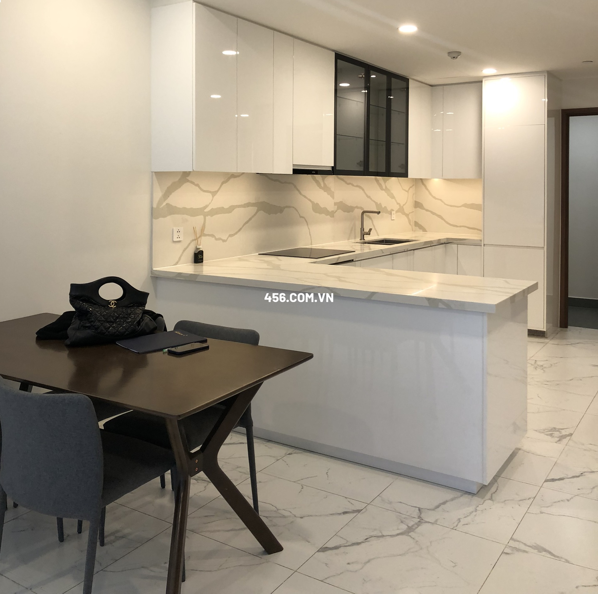 Hinh-Cho thuê căn hộ The Metropole Thủ Thiêm 2 phòng đầy đủ nội thất view Quận 1