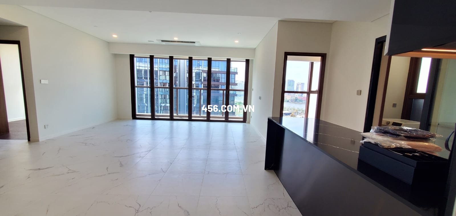 Hinh-3 Phòng ngủ căn hộ The Metropole Thủ Thiêm cho thuê view nội khu