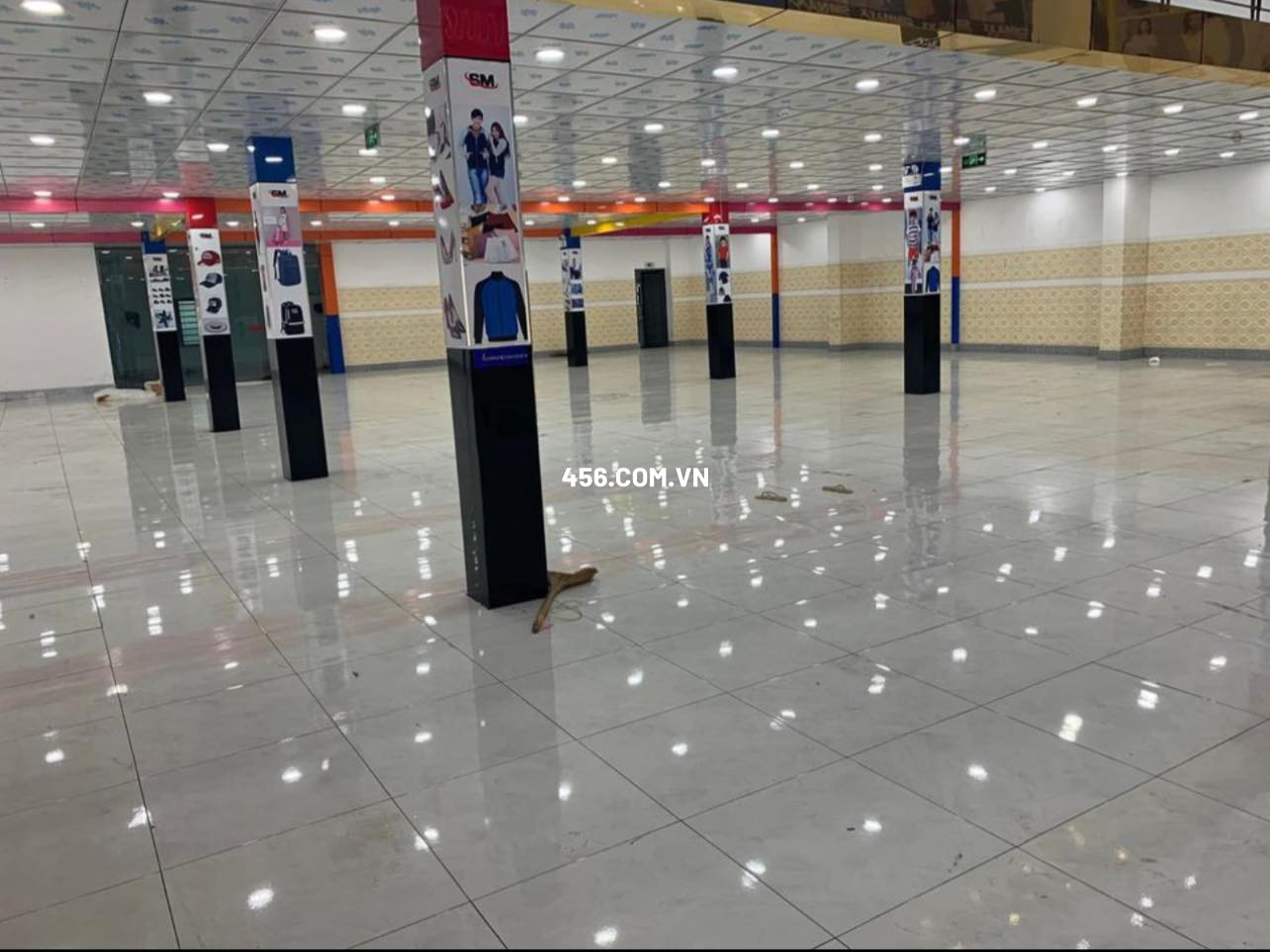 Cần cho thuê nhà nguyên căn mặt tiền đường...