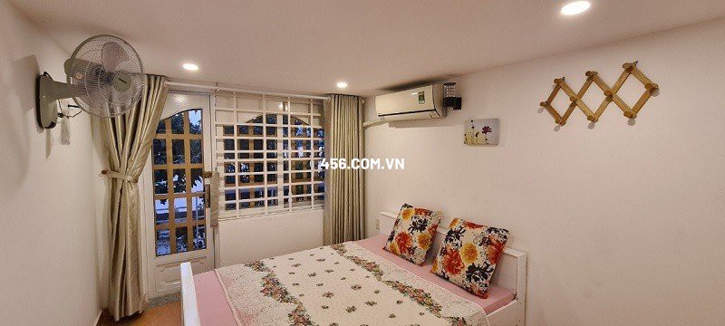 Hinh-Cho thuê nhà ngay Thảo Điền sát bờ sông view L81 đẹp