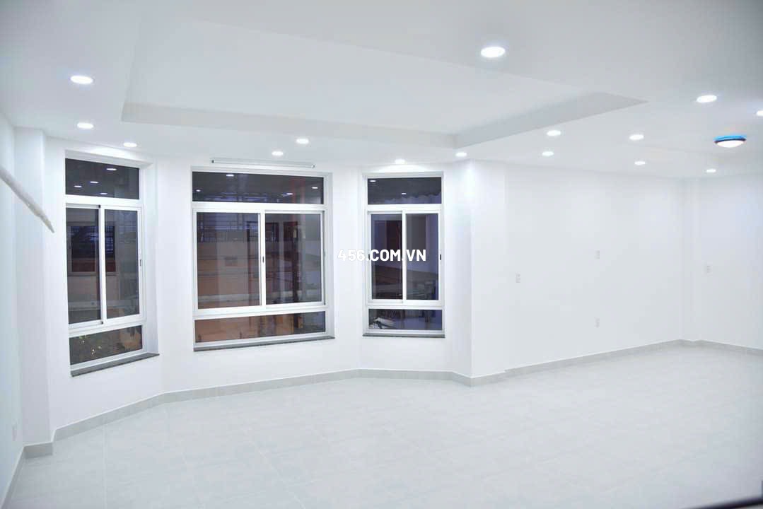 Hinh-Cho thuê mặt bằng mặt tiền Song Hành An Phú Quận 2 TP HCM phù hợp kinh doanh