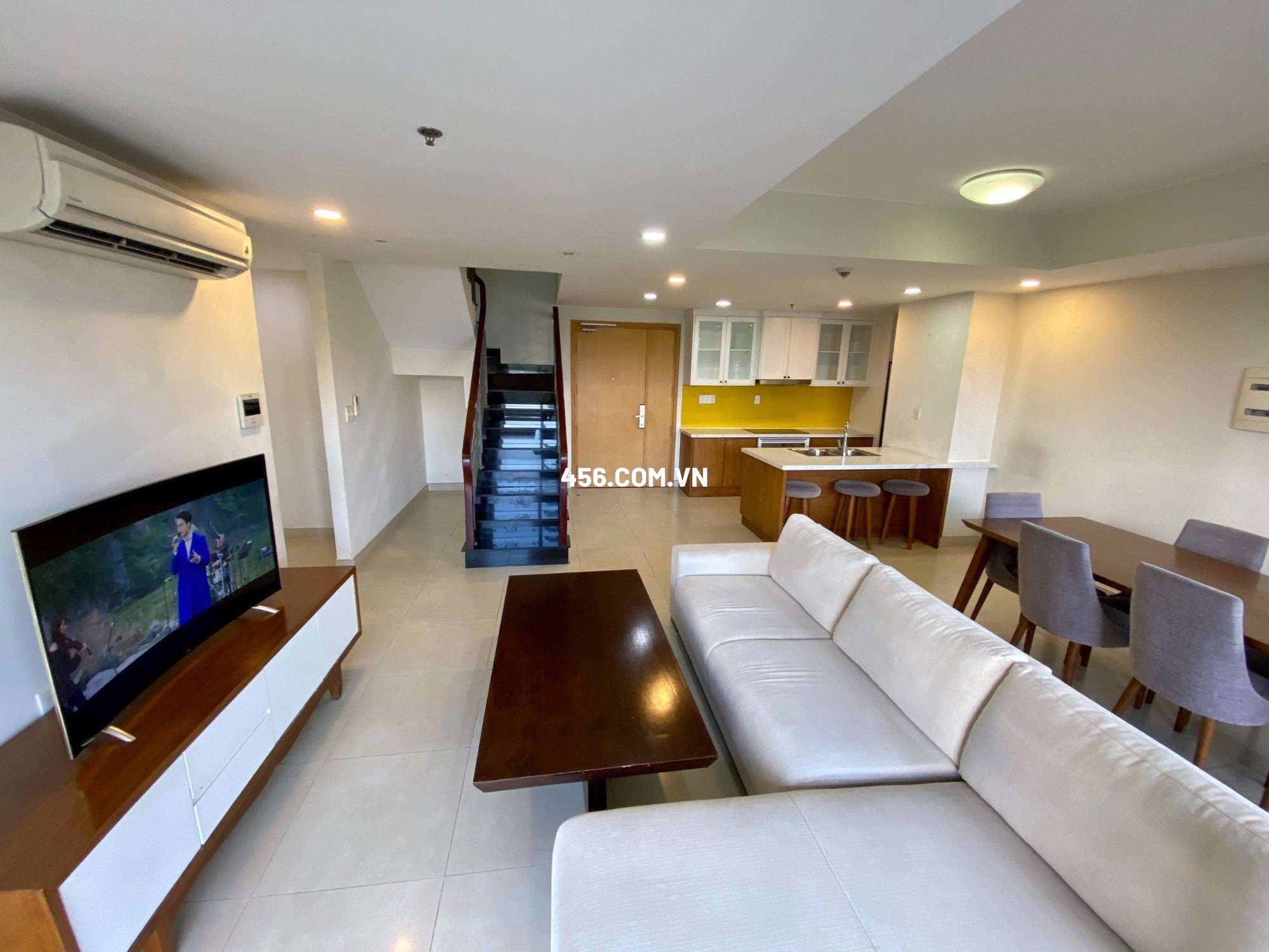 Cho Thuê Căn hộ Duplex Masteri Thảo Điền Tháp...