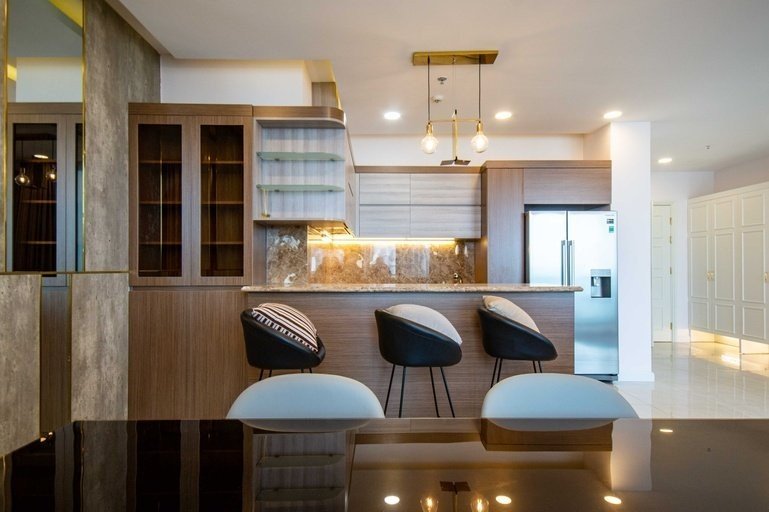 Hinh-Bán Penthouse căn hộ Vinhomes Golden River Quận 1 view toàn cảnh thành phố