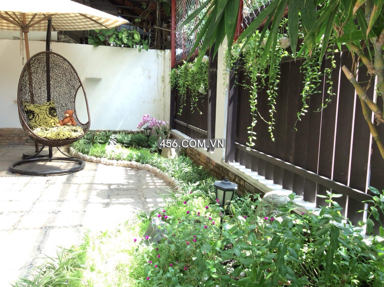 Hinh-Cho thuê nhà phố sân vườn khu làng Báo Chí , Thảo Điền , Thủ Đức  TP HCM