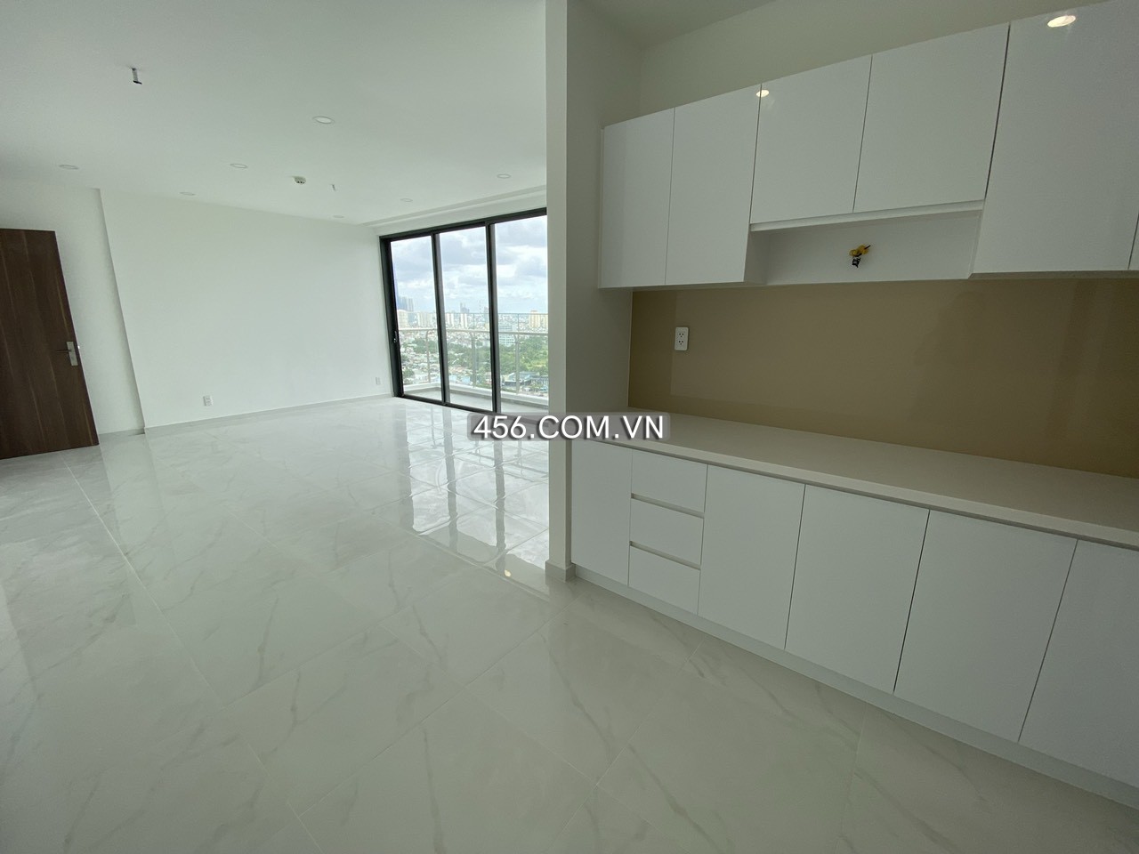 Hinh-Bán cho thuê căn hộ Precia 3 phòng ngủ nhà trống view tuyệt đẹp