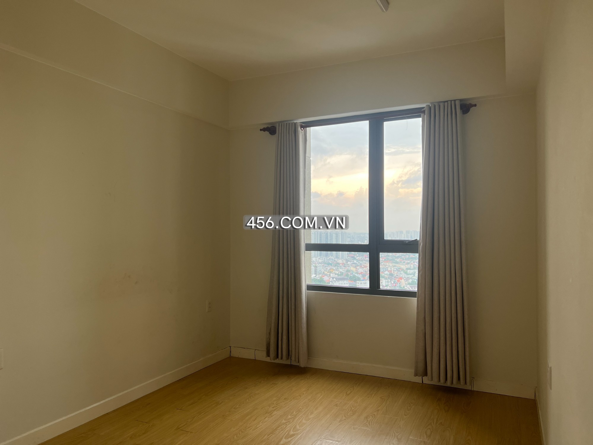 Hinh-Cho thuê căn hộ Chung Cư Masteri Thảo Điền 2 phòng ngủ nhà trống view thành phố đẹp