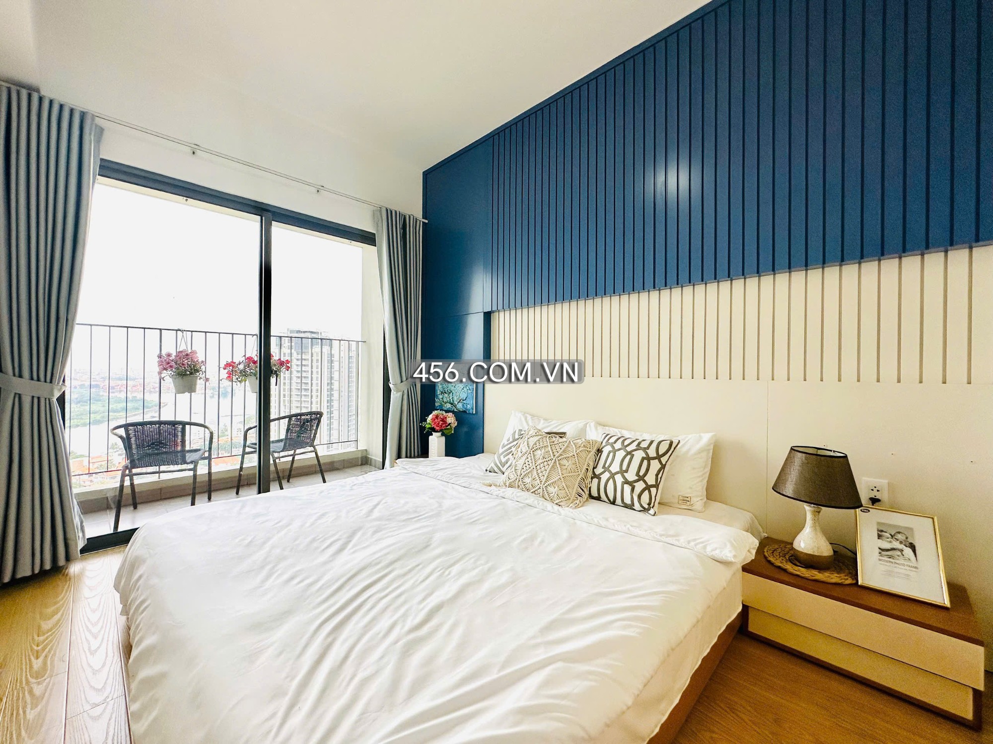 Hinh-Thuê Căn hộ Masteri Thảo Điền Tháp 3 2 Phòng Ngủ View Đẹp
